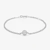 Pulsera cadena de oro blanco de 18K con diamante solitario y orla de diamantes