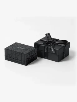 925 silver pendant with pear-cut sky blue topaz
