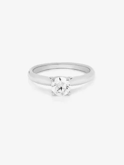 Solitario de compromiso de oro blanco de 18K con diamante central de 0,70 quilates
